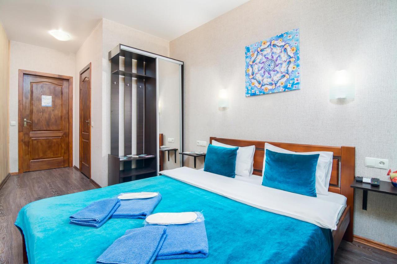 Mini-Hotel Ocean เคียฟ ภายนอก รูปภาพ